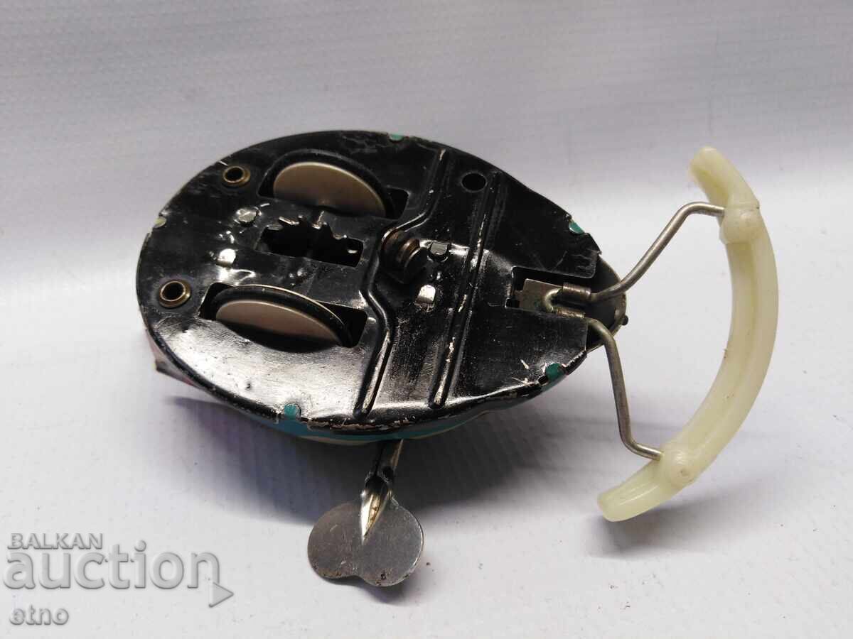 МЕХАНИЧНА ЛАМАРИНЕНА СОЦ ИГРАЧКА С КЛЮЧ -"LUNA",ЛУНА - 6 МЕХАНИЧНА ЛАМАРИНЕНА СОЦ ИГРАЧКА С КЛЮЧ -"LUNA",ЛУНА - 6