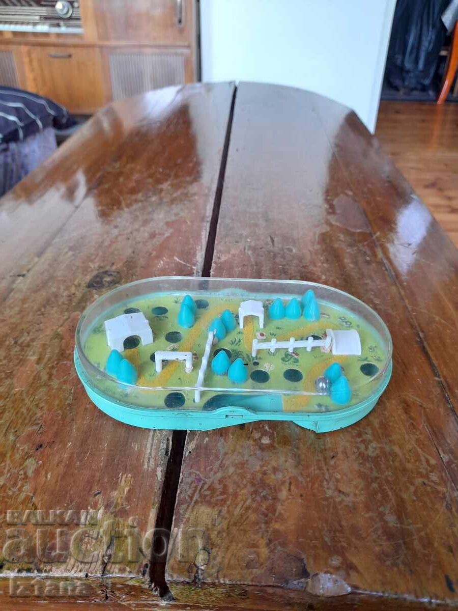 Стара детска игра Лабиринт