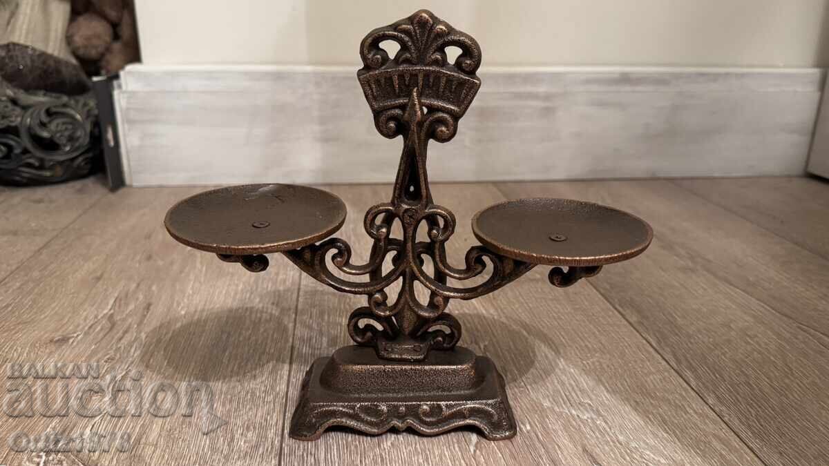 Cast iron solid middle weight - 1.36kg