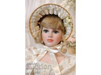 Păpușă de porțelan Alberon Arabella