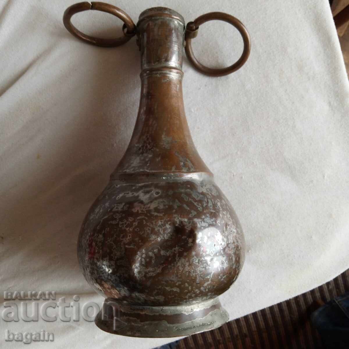 Vas unic de castel cu preț € 200.00 | 391.17 BGN
