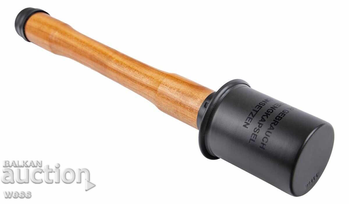 Model de grenadă de mână germană M44 cu preț € 25.99 | 50.83 BGN