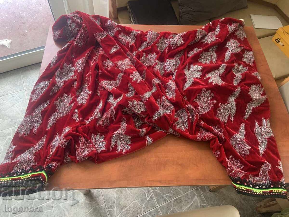 Pantaloni largi rezistenți, port popular pomac, etnici Pantaloni largi rezistenți, port popular pomac, etnici