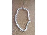 Дамско колие, бижу от бели корали