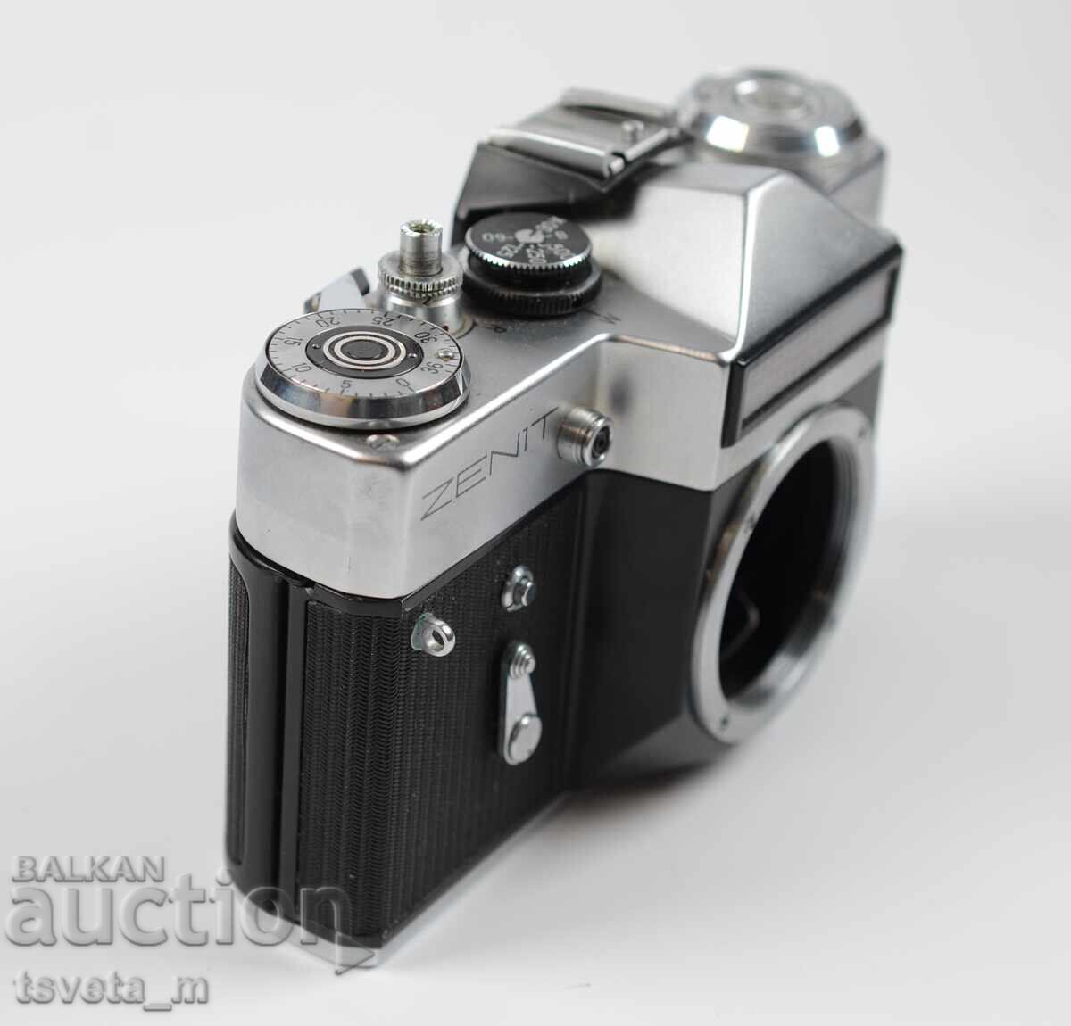 Аукцион Фотоапарат ЗЕНИТ ЕМ СССР - тяло