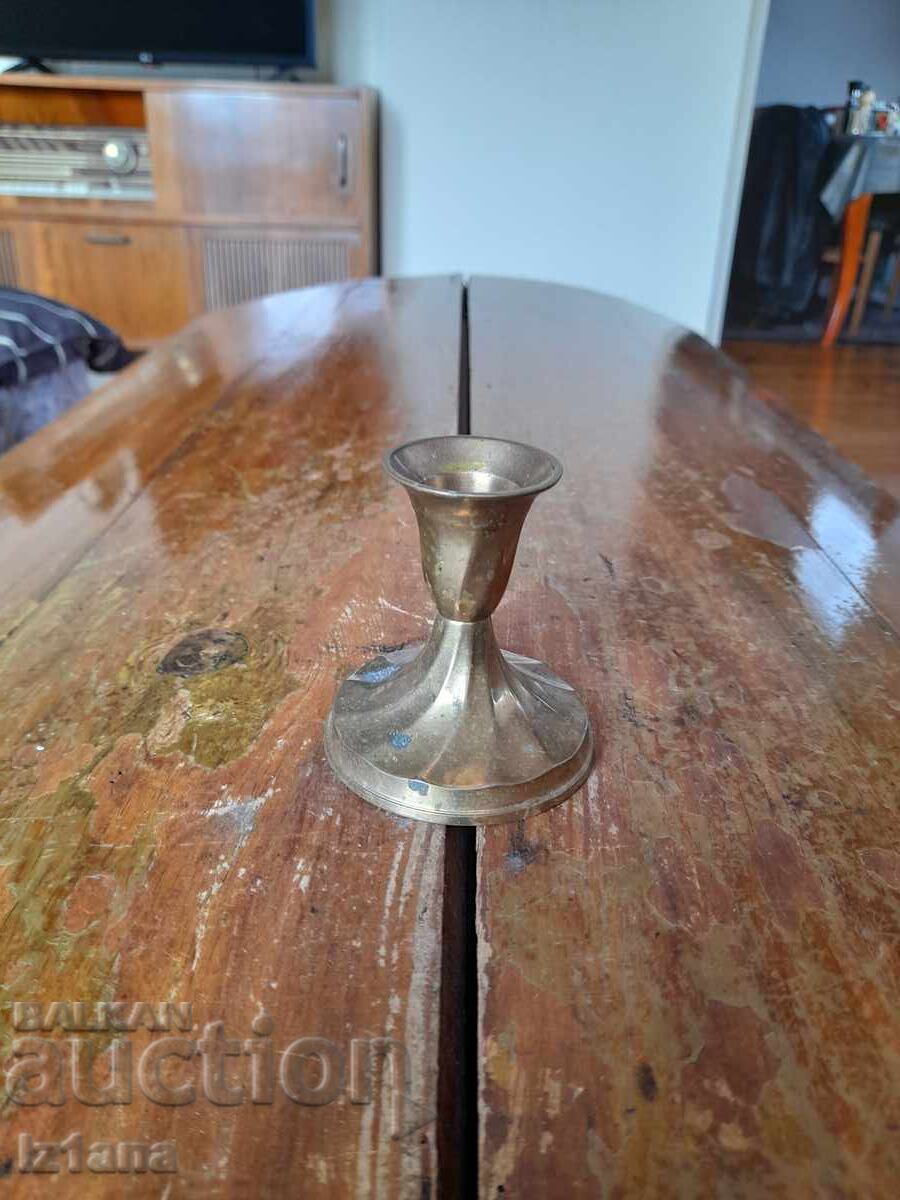 Suport de lumânare vechi Suport de lumânare vechi