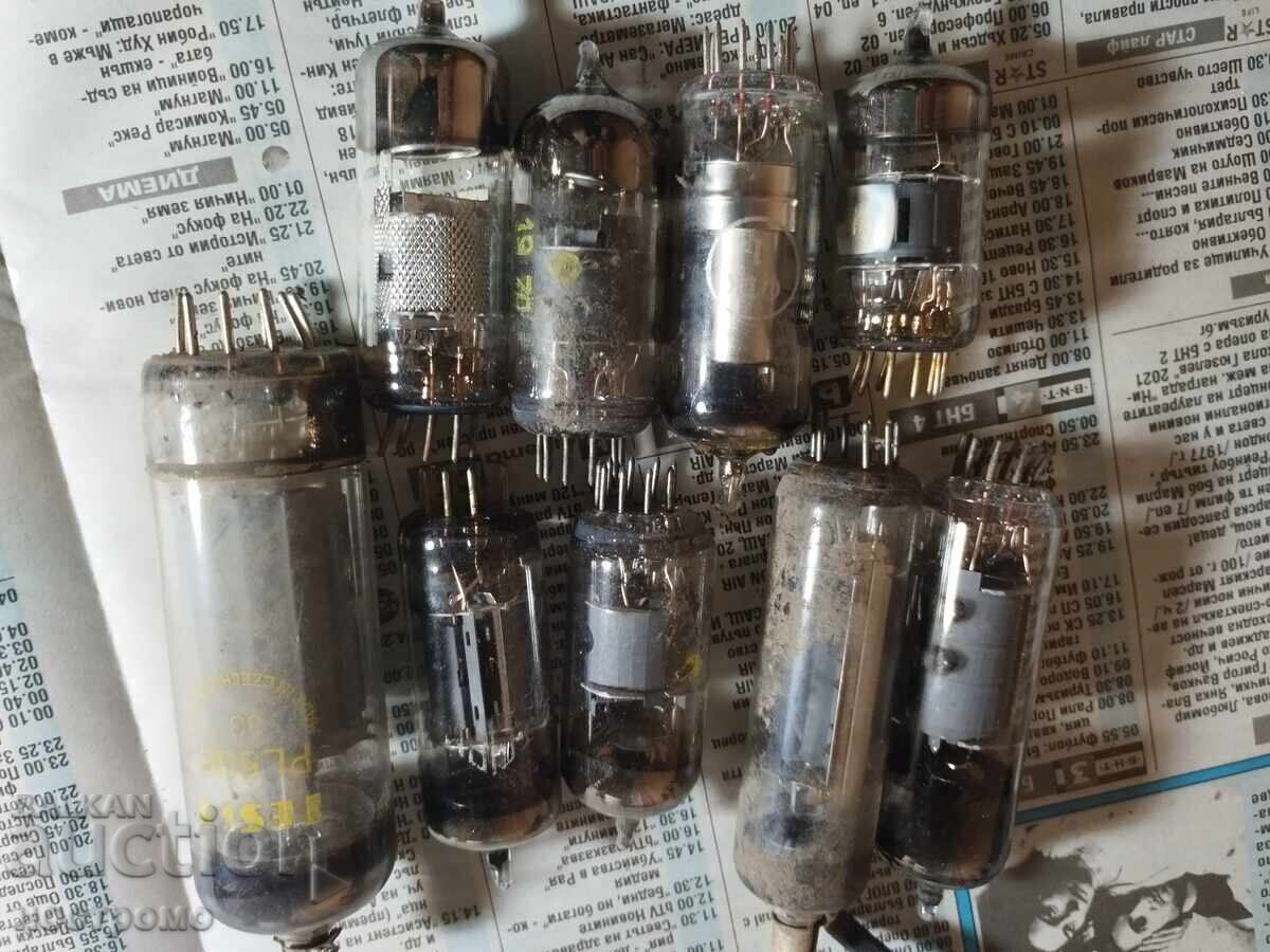 Παλιά Λάμπες - Σίδερα με τιμή € 2.00 | 3.91 BGN Παλιά Λάμπες - Σίδερα με τιμή € 2.00 | 3.91 BGN