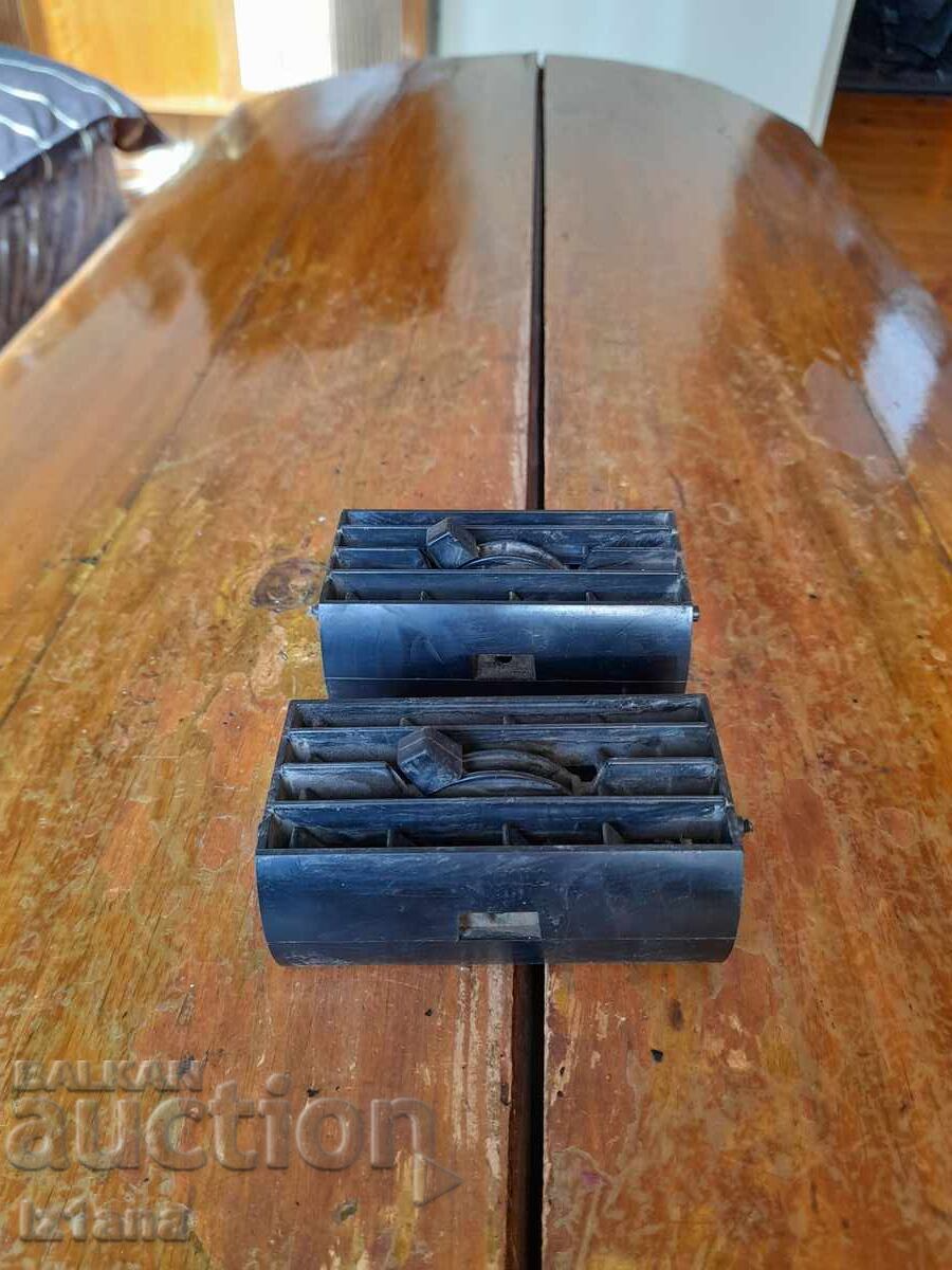 Grilaje vechi pentru conductă de aerisire Moskvich