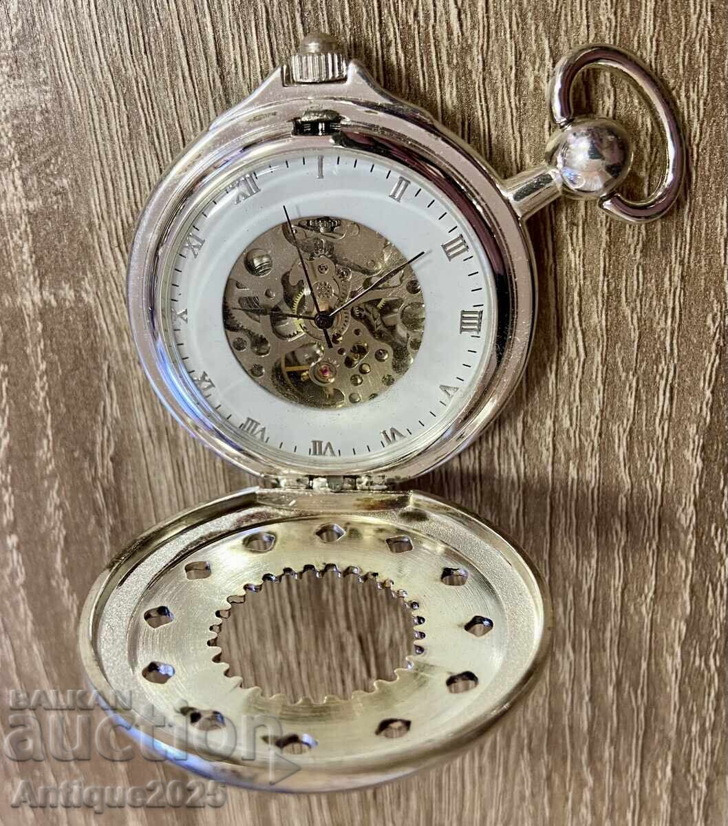 Доставка на Механичен джобен часовник The Heritage Collection „Emerald“