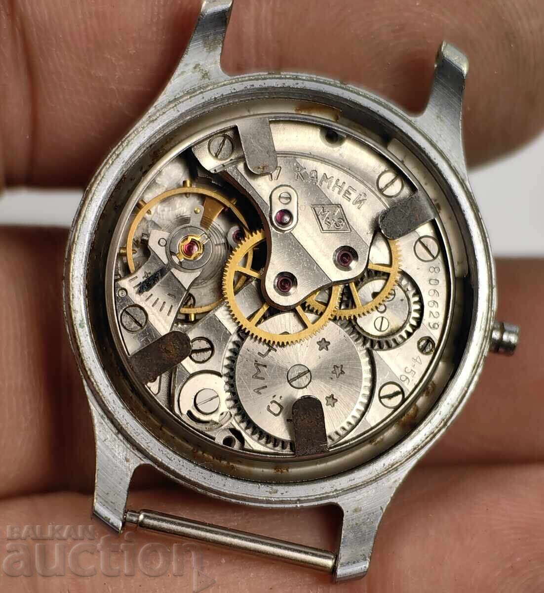 Доставка на НЕ РАБОТИ СПОРТИВЕН МЪЖКИ РЪЧЕН ЧАСОВНИК