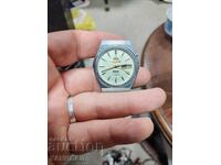 ЧАСОВНИК ORIENT АВТОМАТ РАБОТЕЩ В ОТЛИЧНО СЪСТОЯНИЕ