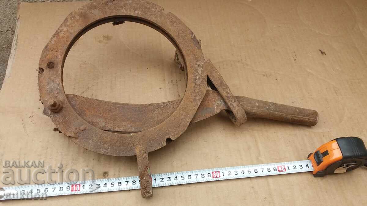 MASSIVE WORKING GUILLOTINE FOR SILAGE, CORN