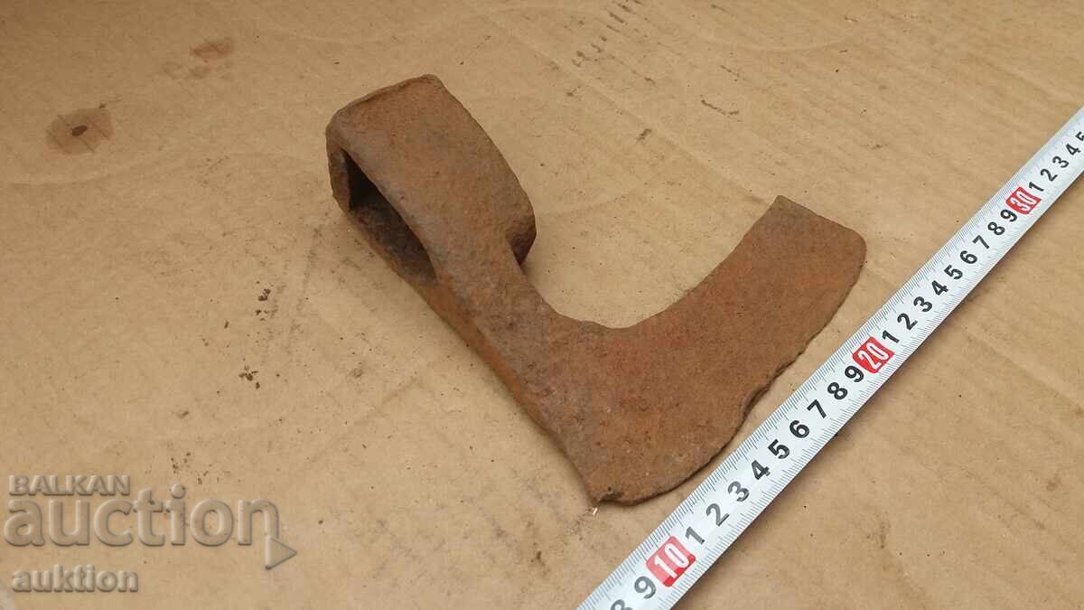 Delivery of SOCIAL MASSIVE AXE, TOOL