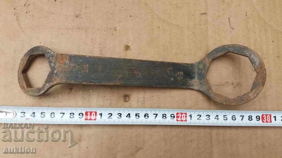 Licitație Cheie militară cu marcaj