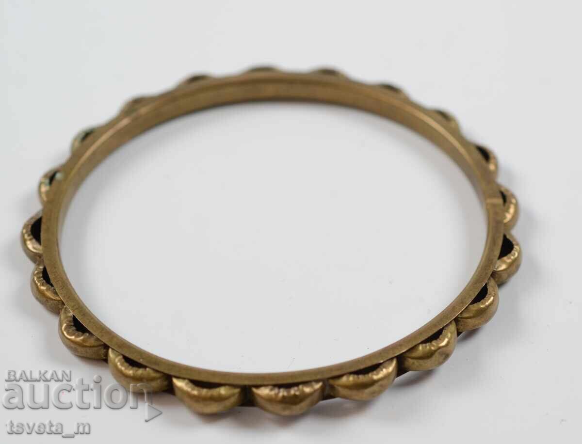 Delivery of Hryvnia bronze