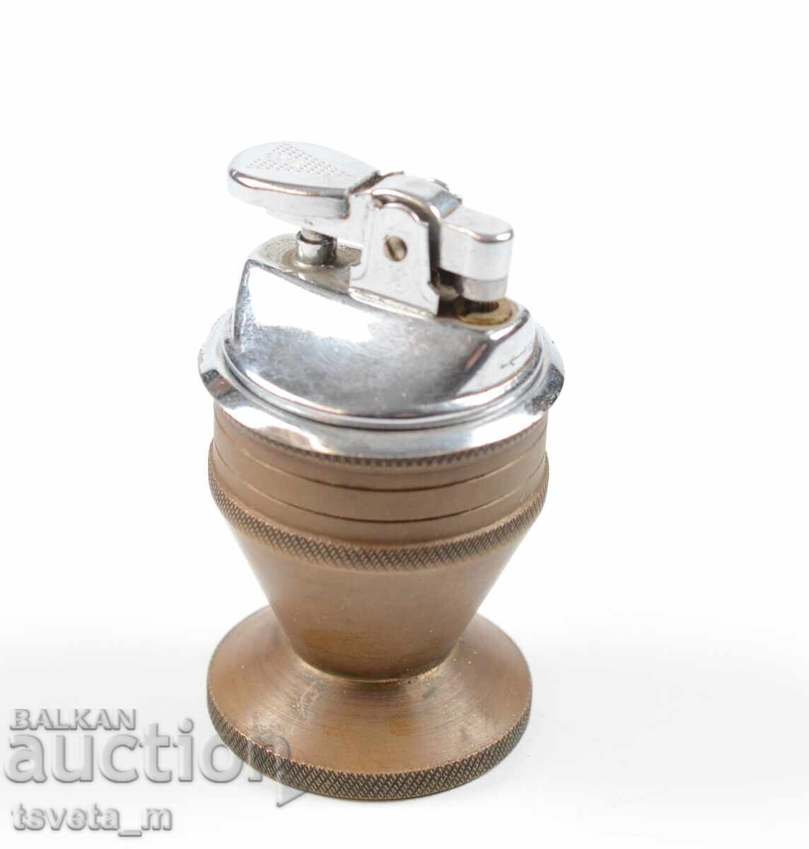 Brichetă de masă pe gaz cu bază metalică cu preț € 5.00 | 9.78 BGN