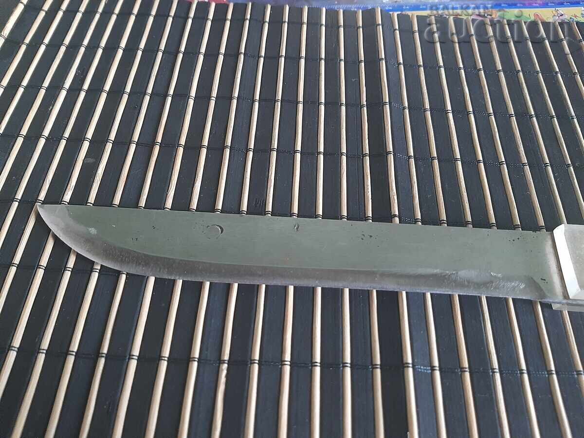 Mare cuțit bulgăresc cu preț € 30.00 | 58.67 BGN Mare cuțit bulgăresc cu preț € 30.00 | 58.67 BGN