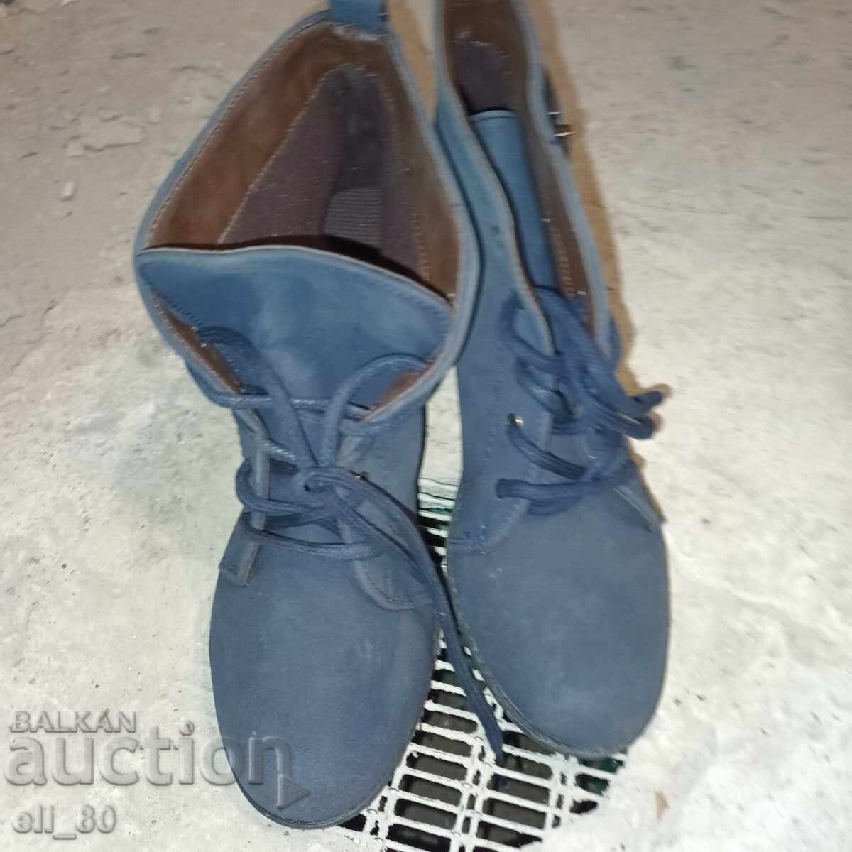 Livrarea Pantofi noi, mărimea 37