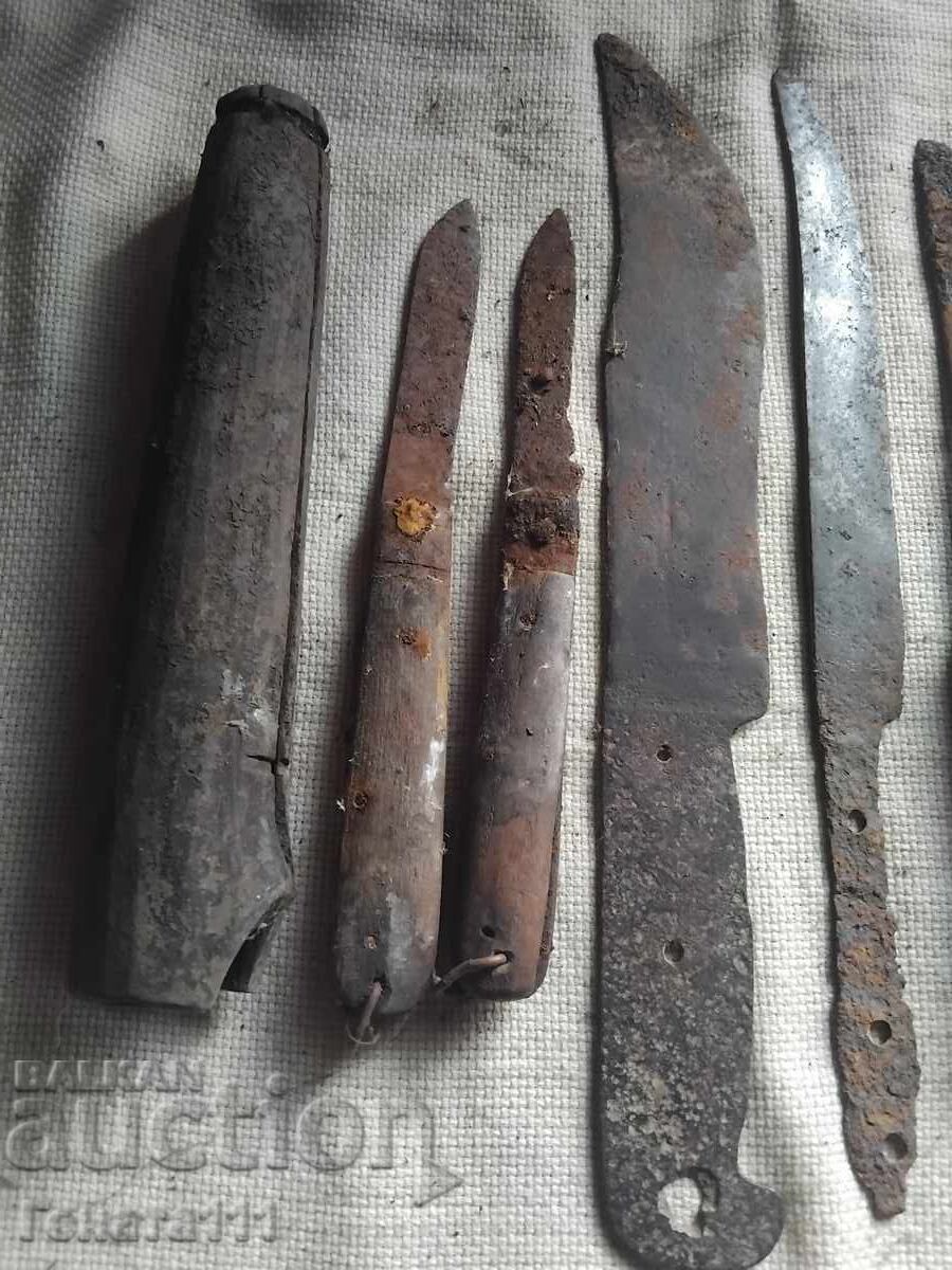 O mulțime de cuțite vechi - 5