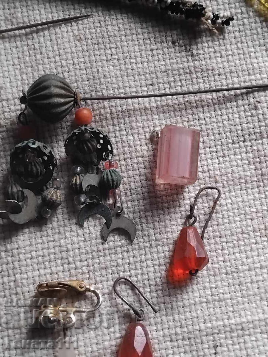 Bijuterii vechi, cercei, mărgele - 5 Bijuterii vechi, cercei, mărgele - 5