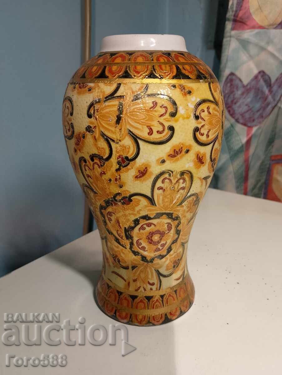 Аукцион Порцеланова ваза