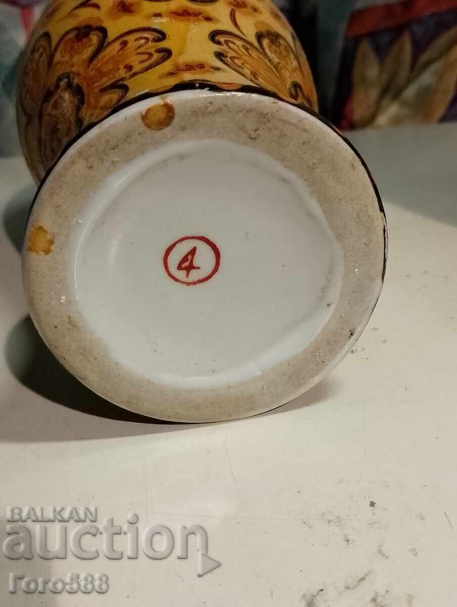 Vaza de portelan - 5 Vaza de portelan - 5