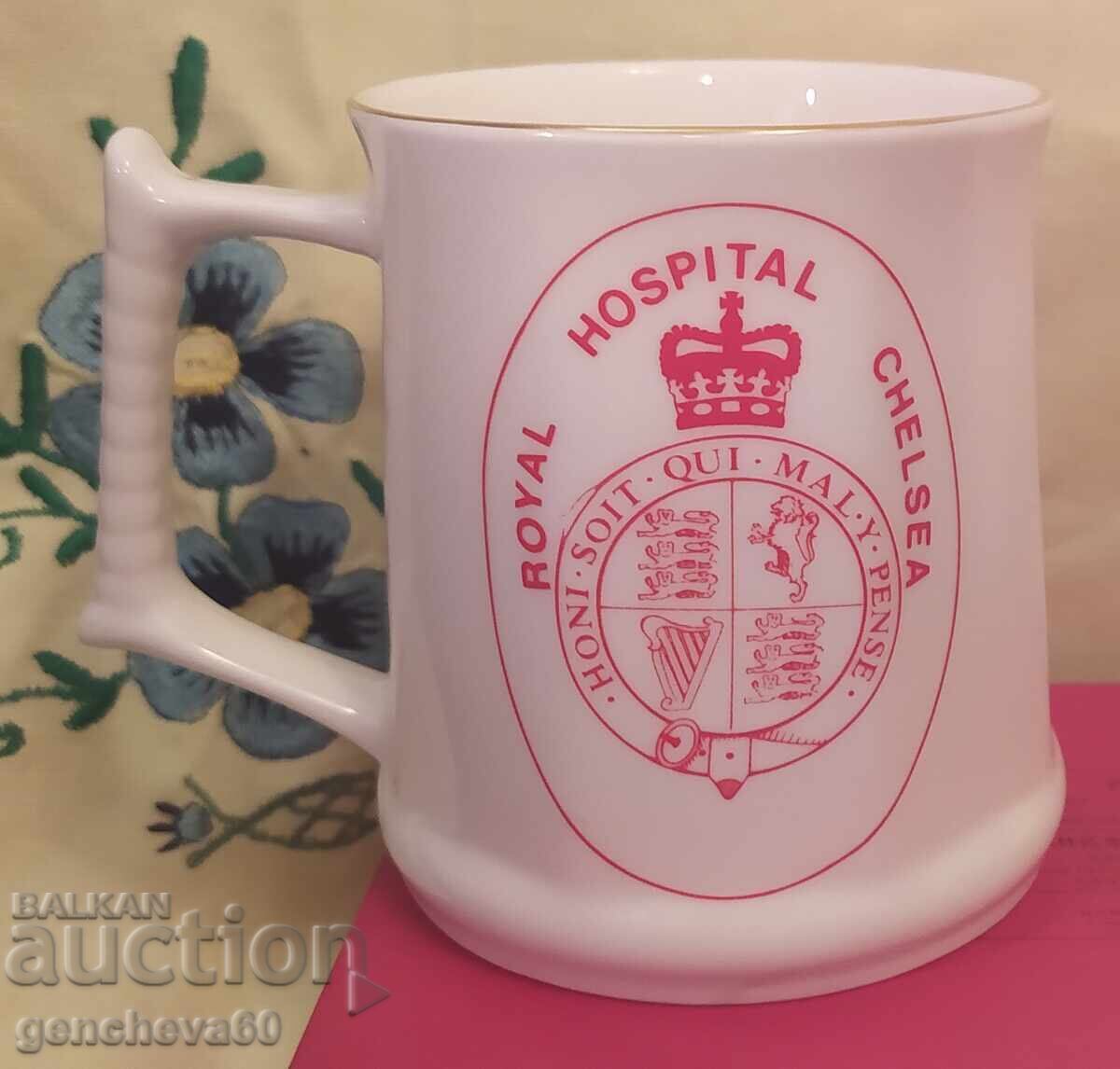 Συλλεκτική πορσελάνινη κούπα "ROYAL HOSPITAL CHELSEA" με τιμή € 10.00 | 19.56 BGN