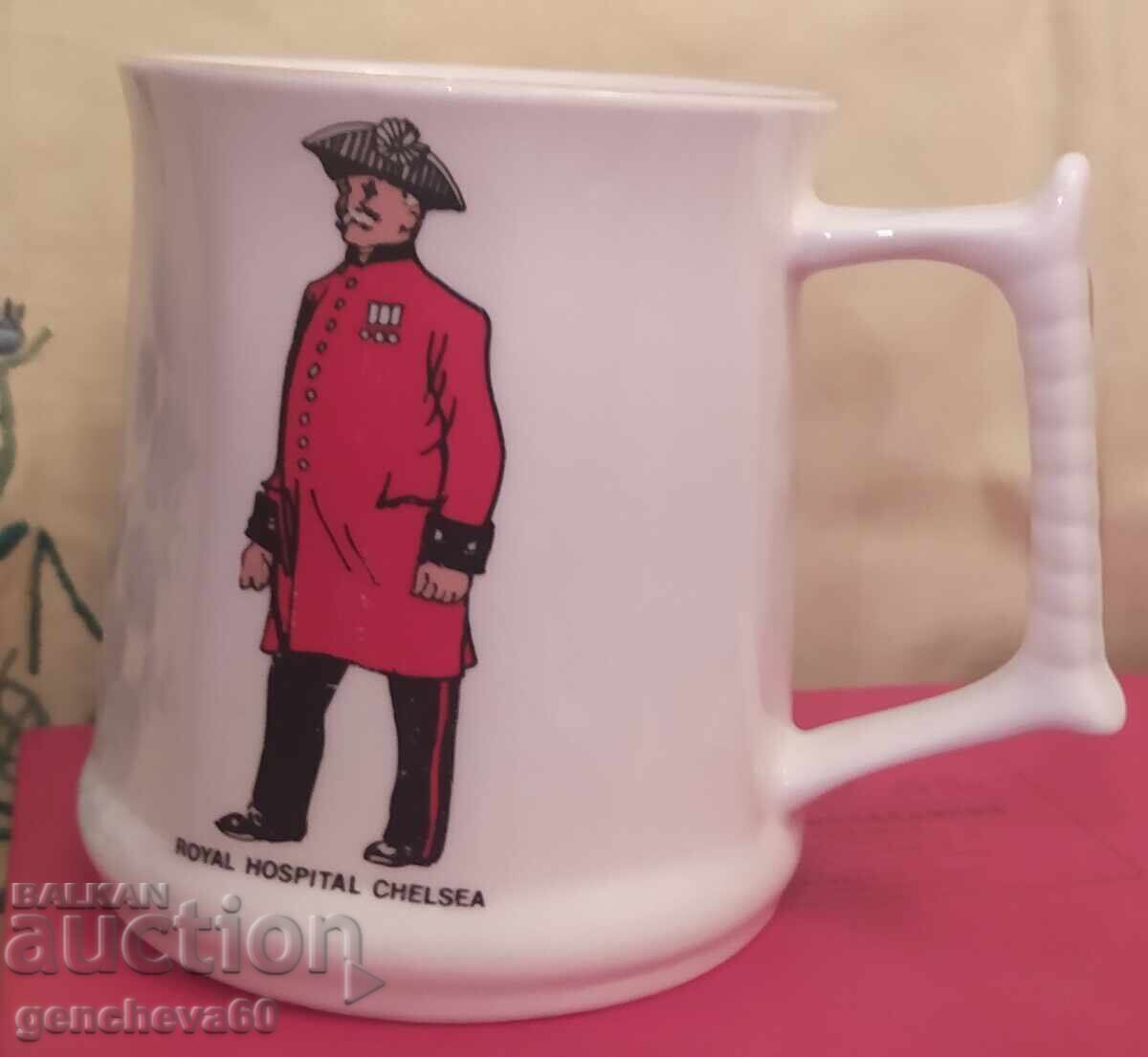 Licitație Cană de colecție „ROYAL HOSPITAL CHELSEA”