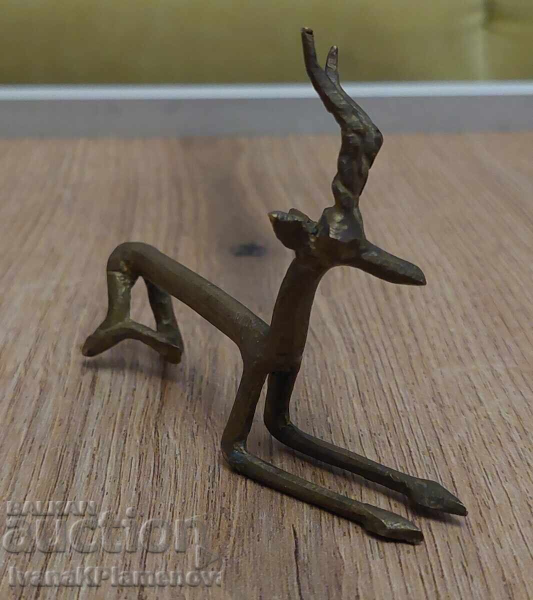 Auction  Bronze Figurine for Collectors