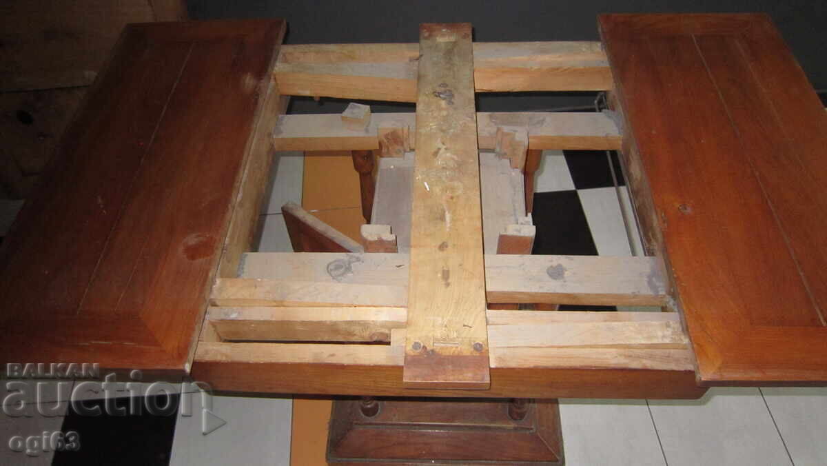 Παλιό τραπέζι - 6