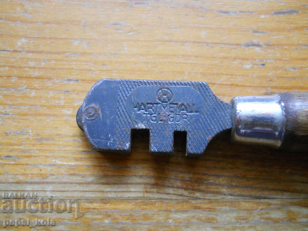 Стар елмаз за рязане на стъкло "Artmetal" - ГДР с цена € 3.00 | 5.87 лв.