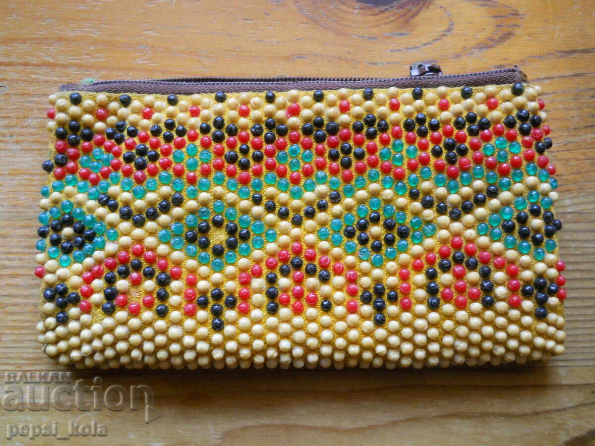 Portofel retro de damă cu mărgele Portofel retro de damă cu mărgele