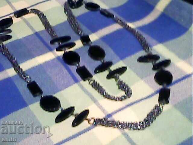 Livrarea Set vechi de colier și brățară Livrarea Set vechi de colier și brățară