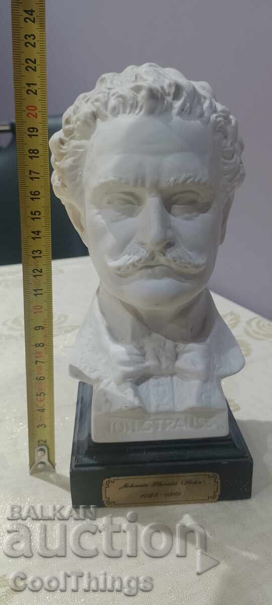 Goebel porcelain figurine - 6