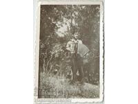 1951 МАЛКА СТАРА СНИМКА СЕСЛАВ МЕСТНОСТ ОСТЪР МЕЧ Е967