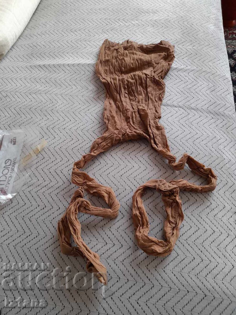 Παράδοση Παλιά καλσόν Ελαστικό