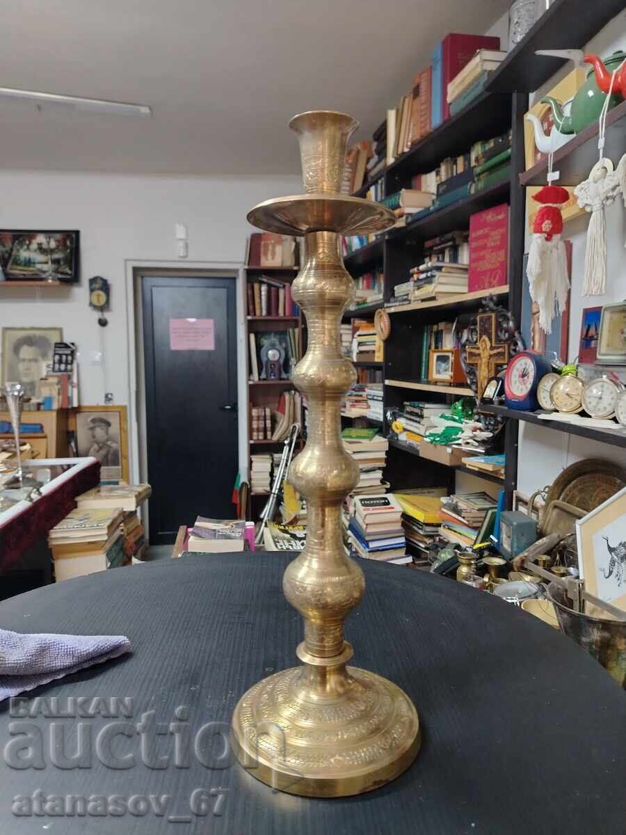 Licitație Sfeșnic mare, bronz