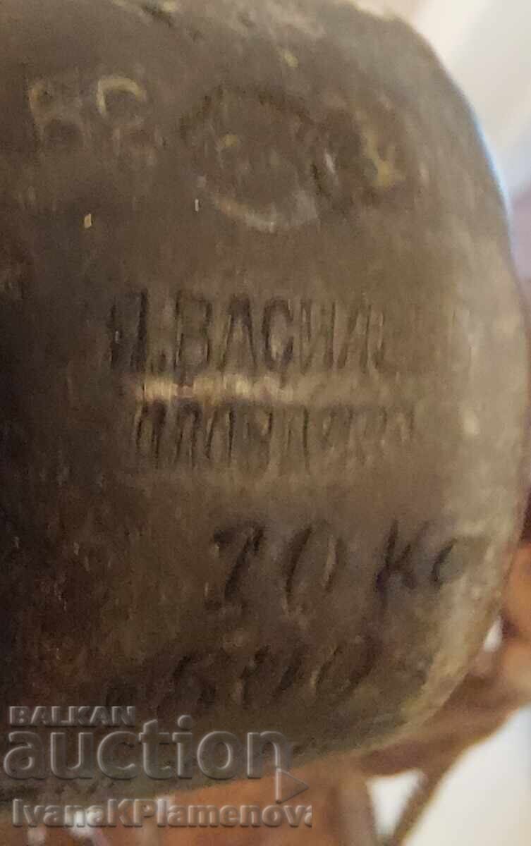 Delivery of Retro balance scale for connoisseurs