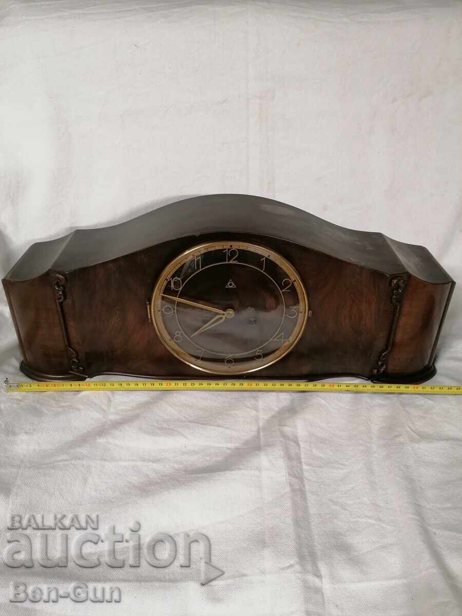 Table clock - German