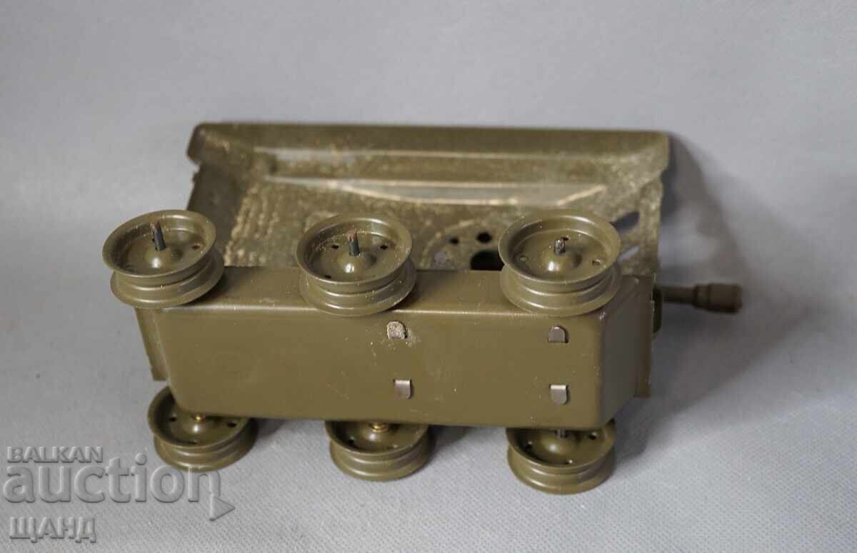 Vechiă jucărie mecanică metalică model tanc - 6