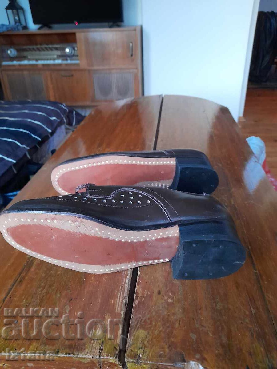 Pantofi militari vechi Secera și Ciocanul Gabrovo - 5