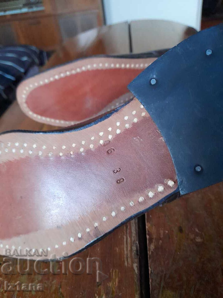 Pantofi militari vechi Secera și Ciocanul Gabrovo - 6