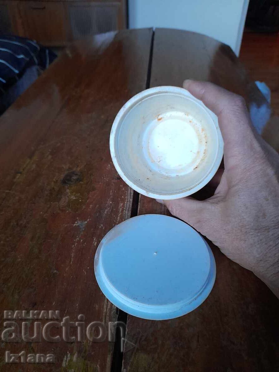 Стара кутия от сладолед - 6