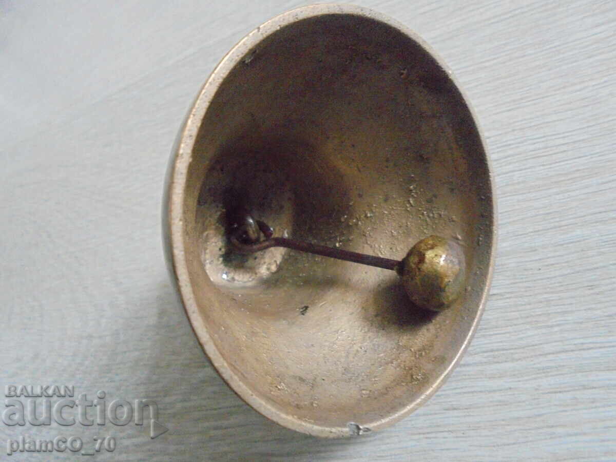 Licitație №*8489 Clopoțel vechi de bronz