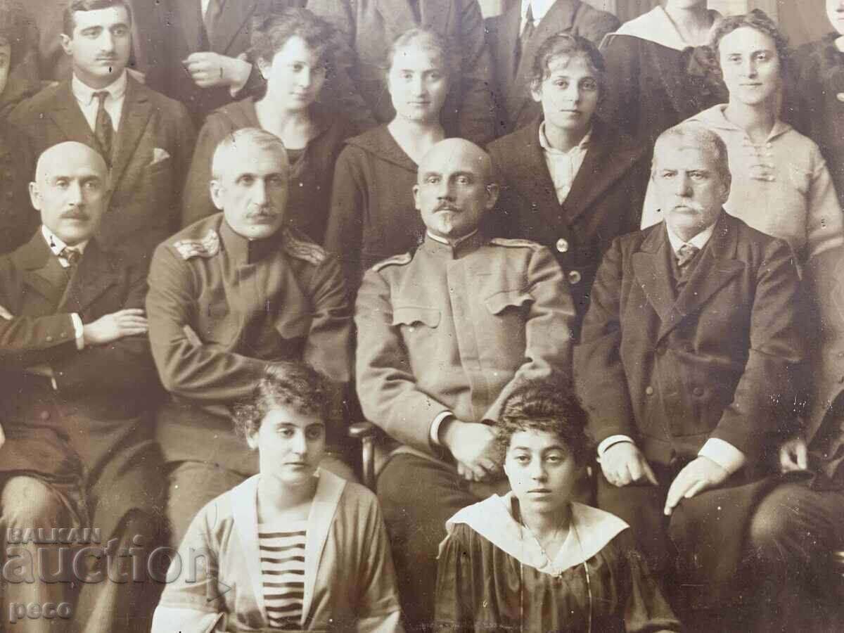 Old photo of Dr. Vladimir Rumenov with price € 150.00 | 293.38 BGN Old photo of Dr. Vladimir Rumenov with price € 150.00 | 293.38 BGN