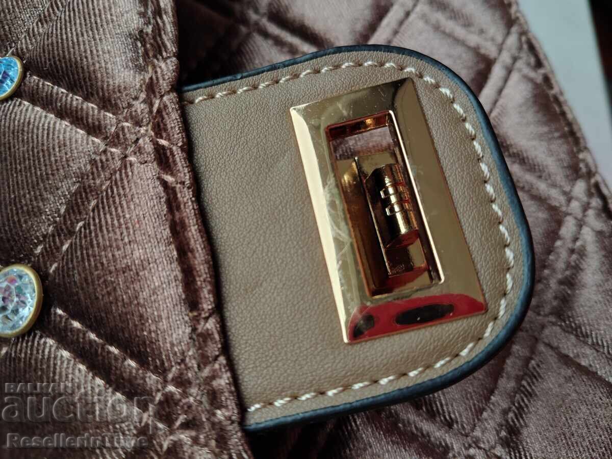 Auction  New bag with crystals, in brown, plus a gift bracelet