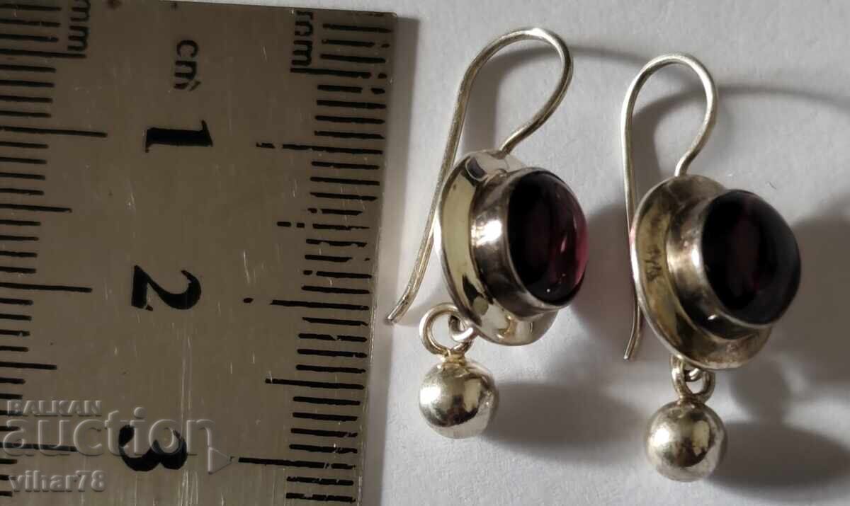 Licitație Cercei de argint cu granate