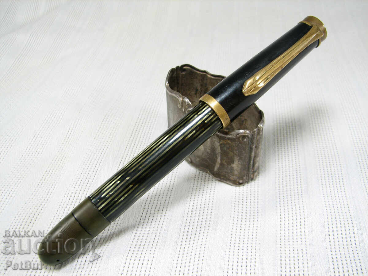 Old Pen for Parts or Repair (Looks like a PELIKAN 400)