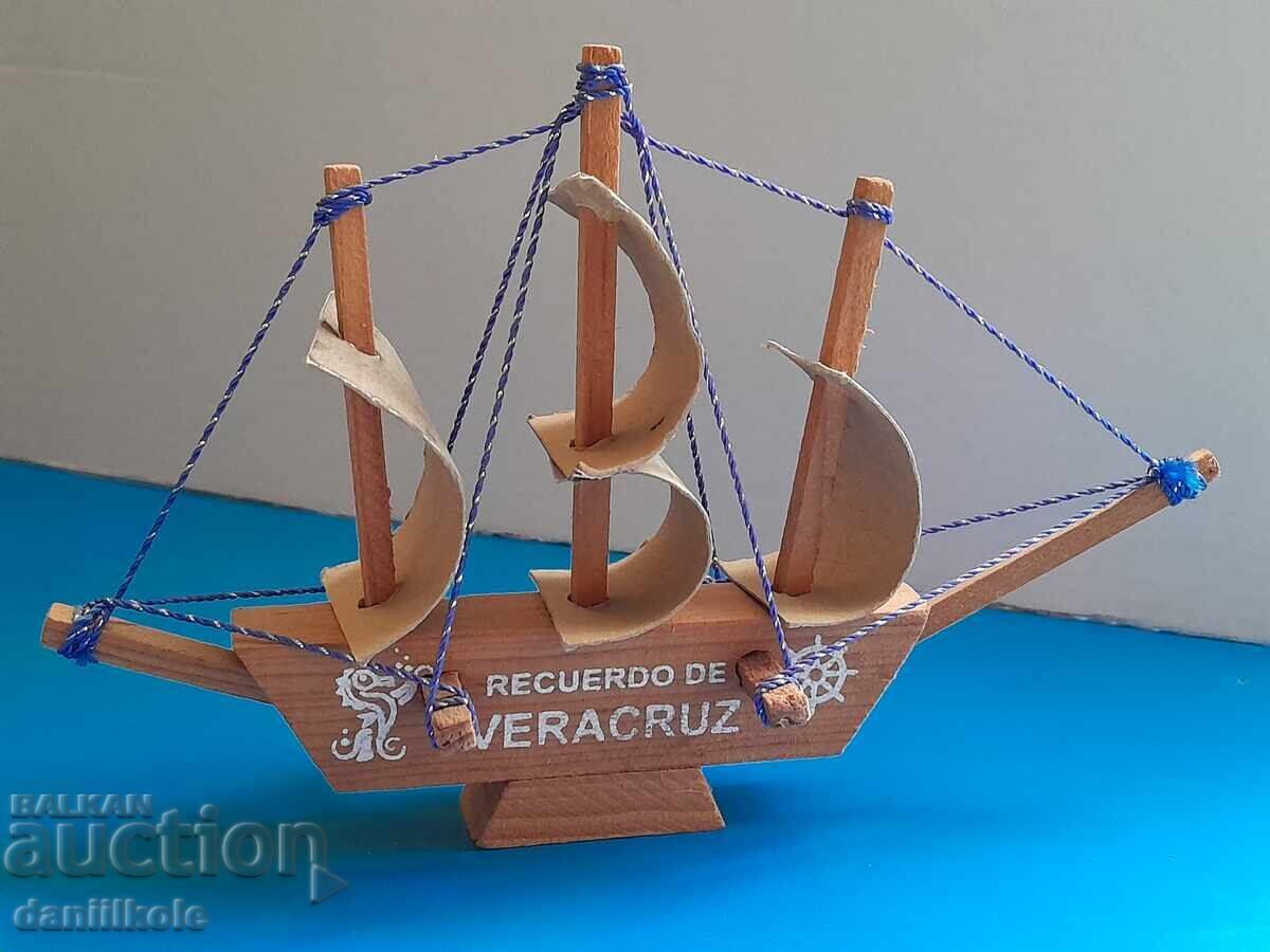 *$*Y*$* MODEL DE NAVĂ CU TREI CATARGE "VERACRUZ" EXCELENT *$*Y*$* - 7