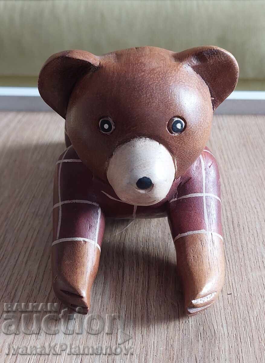 Licitație Sculptură în lemn pentru cunoscători